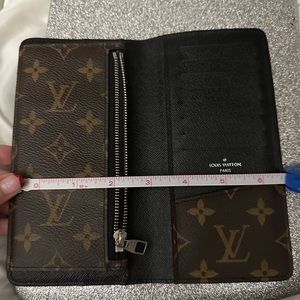 Louis vuitton wallet